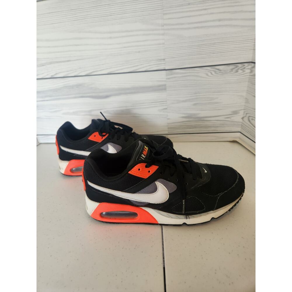 Nike Air Max IVO Sz 8.5 M 580518-016 Black Crimson Men's Shoes - Picture 3 of 8